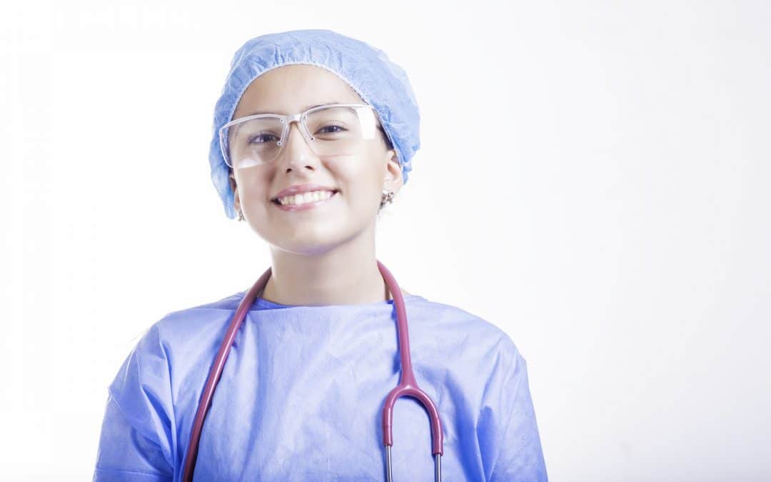 Cambio de carrera: ¿por qué dedicarse a las profesiones sanitarias?