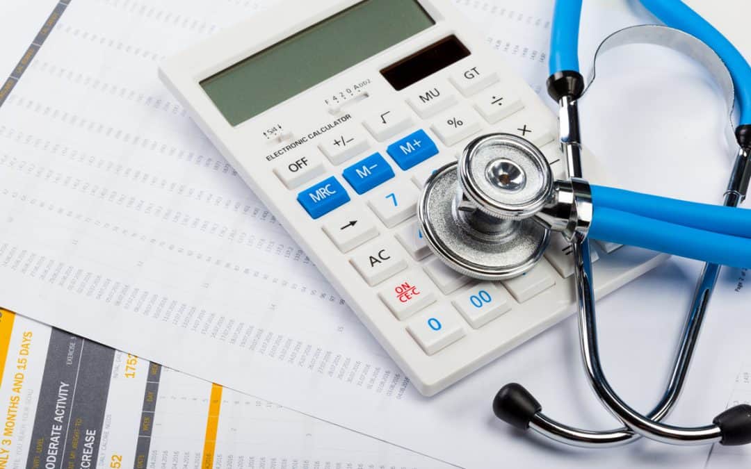 Salaire médecin : travailler plus pour gagner plus, est-ce vraiment le cas ?