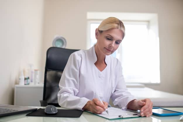 Psychiatre dans l’Allier : tour d’horizon des cliniques psychiatriques qui recrutent dans le département 03