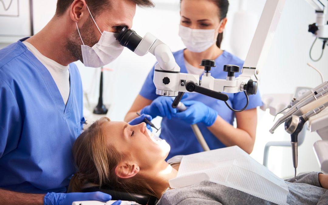 Offre emploi dentiste : Quel est le salaire minimum d’un dentiste ?