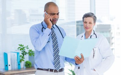 Compétences indispensables pour un médecin du travail : ce que les recruteurs recherchent